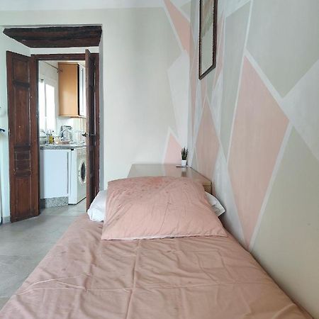 Lovely 1-Bedroom Loft With Terrace. Amazing View. เซบีญา ภายนอก รูปภาพ
