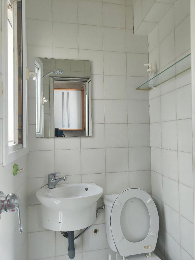 Lovely 1-Bedroom Loft With Terrace. Amazing View. เซบีญา ภายนอก รูปภาพ