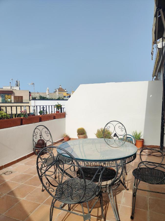Lovely 1-Bedroom Loft With Terrace. Amazing View. เซบีญา ภายนอก รูปภาพ